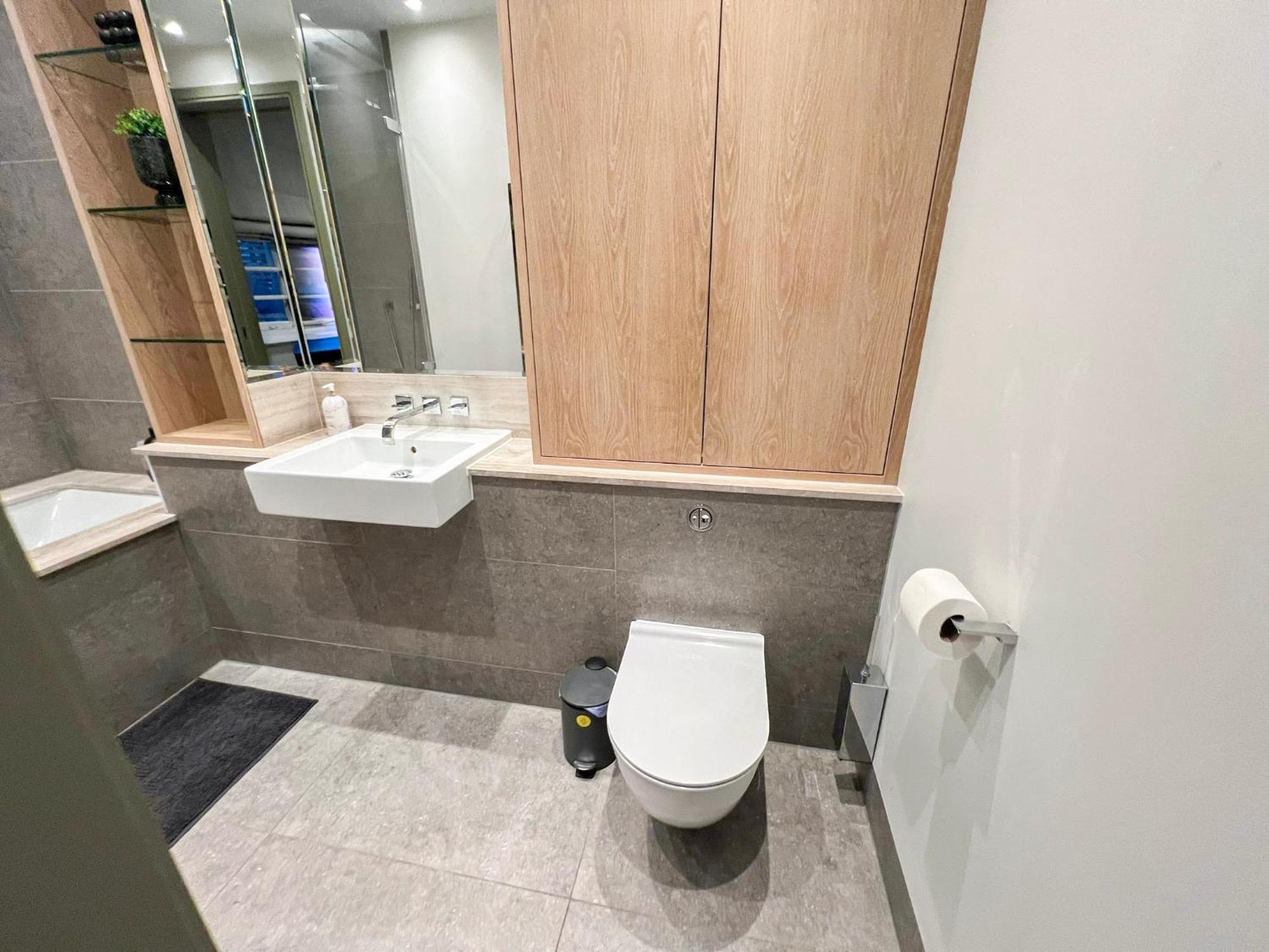 Posh 3 Bedroom Flat With Terrace And Indoor Fireplace In Mayfair, Near Hyde Park London Exterior photo